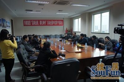 開門迎客顯誠意，品質(zhì)對(duì)話鑄信任 華鶴集團(tuán)邀消費(fèi)者共話品牌未來